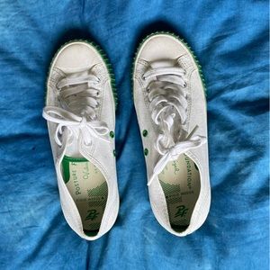 PF Flyers